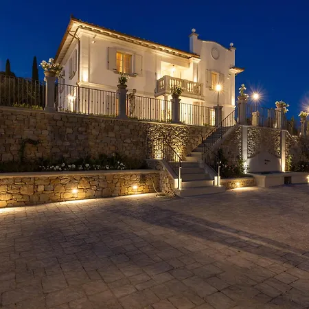 Villa Lucia *